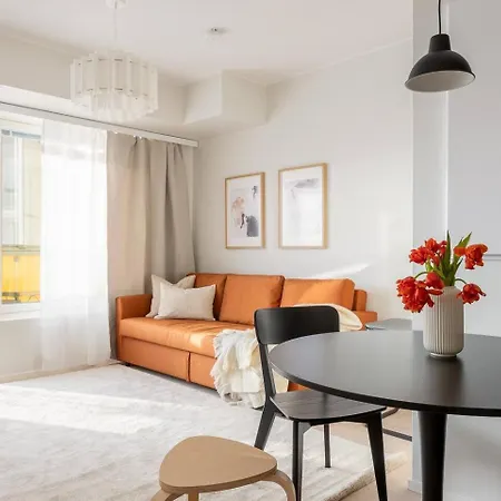 Modern 1br + Balcony By Finnoo Metro *